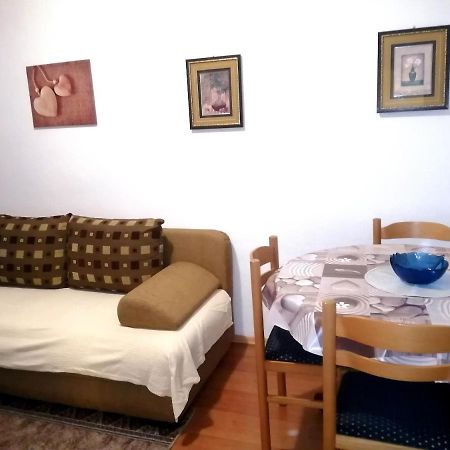 Apartmani Zmiric Primošten Dış mekan fotoğraf