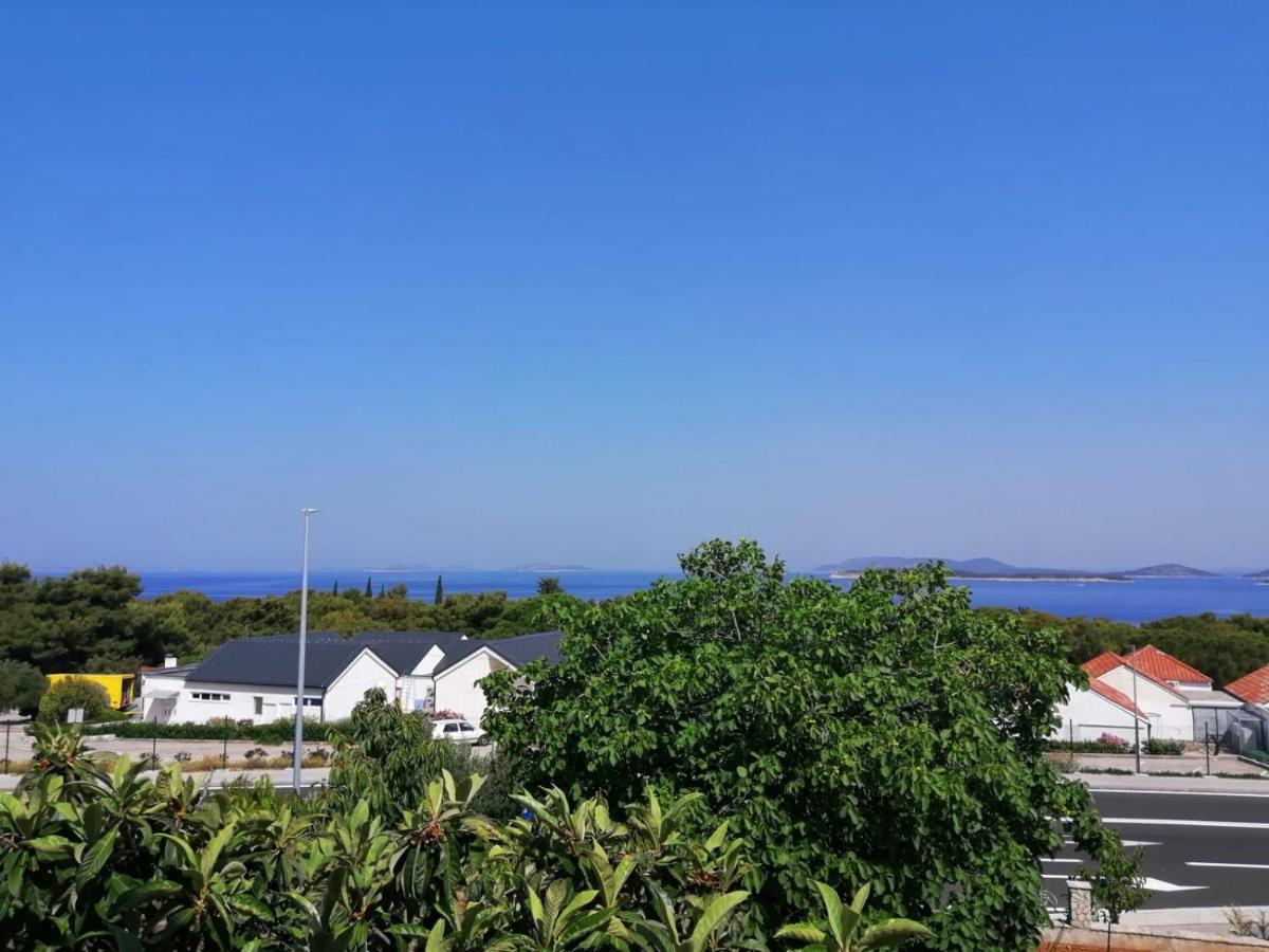 Apartmani Zmiric Primošten Dış mekan fotoğraf