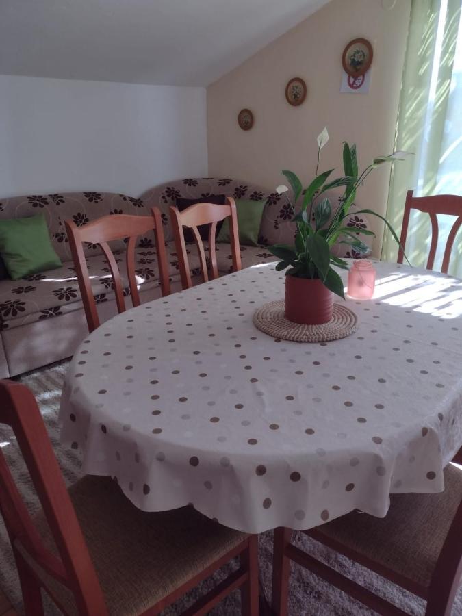 Apartmani Zmiric Primošten Dış mekan fotoğraf