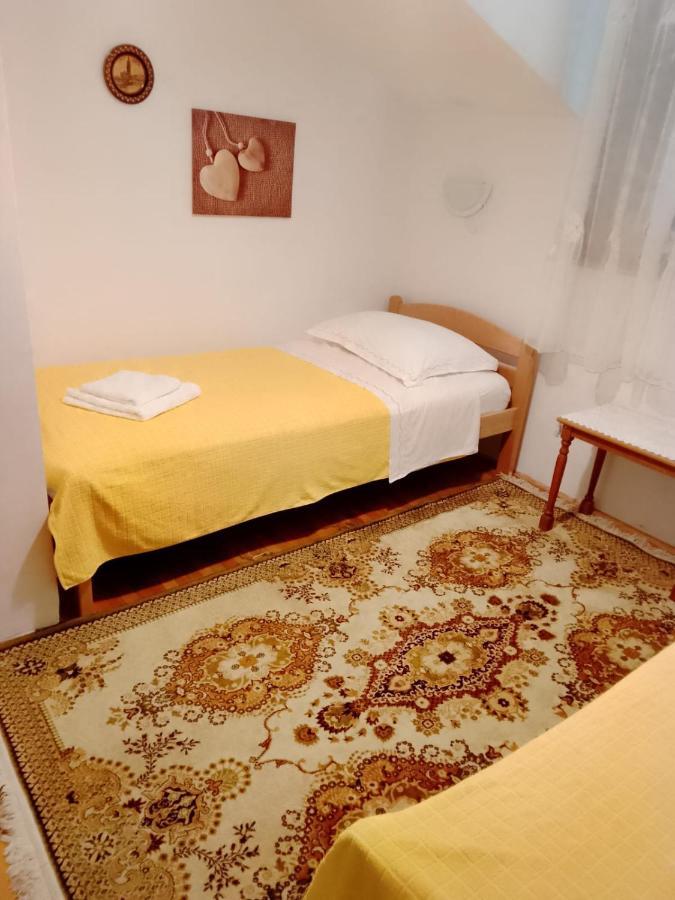 Apartmani Zmiric Primošten Dış mekan fotoğraf