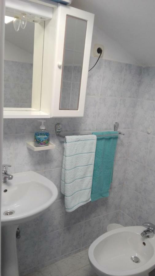 Apartmani Zmiric Primošten Dış mekan fotoğraf